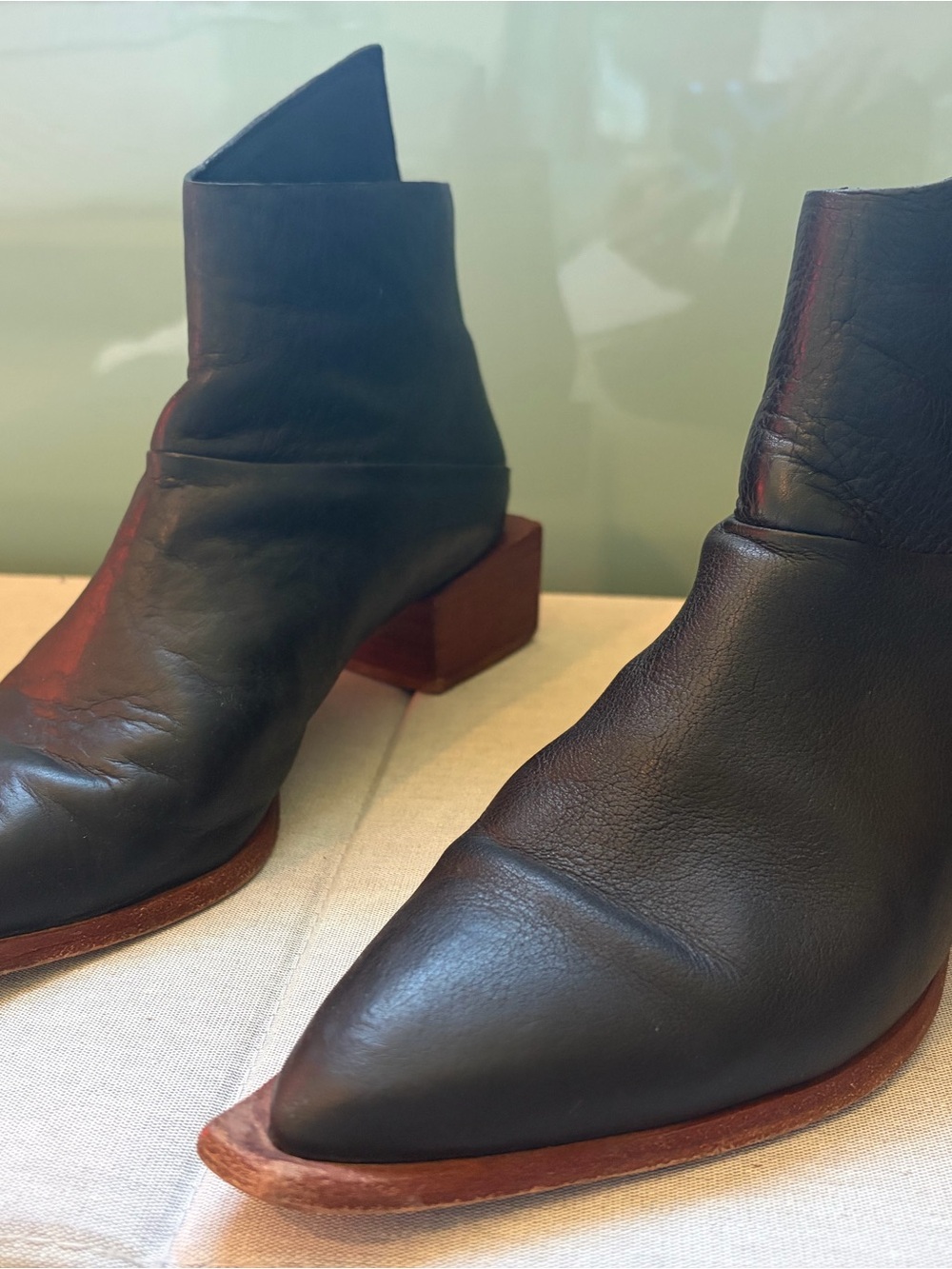 WAL & PAI Black Leather Pointed Ankle Boots